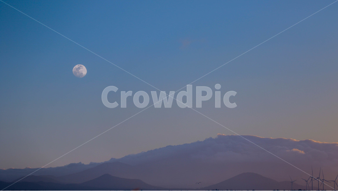 제주도,한라산,명산,풍경,색감,자연,자연,풍경,nature,landscape,한국자연풍경,한국자연경관,korea nature landscape,제주도,jeju,jeju island,색깔,색상,색채,색감,color sense,color sensitivity,feeling of color,outdoors,옥외,night,밤,outer space,대기권 밖,space,공간,astronomy,천문학,universe,우주,moon,달