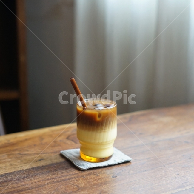 카페라떼,라떼,커피,커피사진,감성사진,커피,카페,coffee,cafe,감성,sensible,feeling