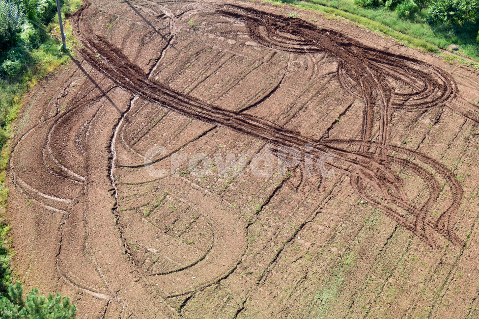 땅,트랙터바퀴자국,타이어자국,트랙터자국,밭농사,밭,land,field,tiremark,mark,농업,농사,agriculture,farming,farming industry