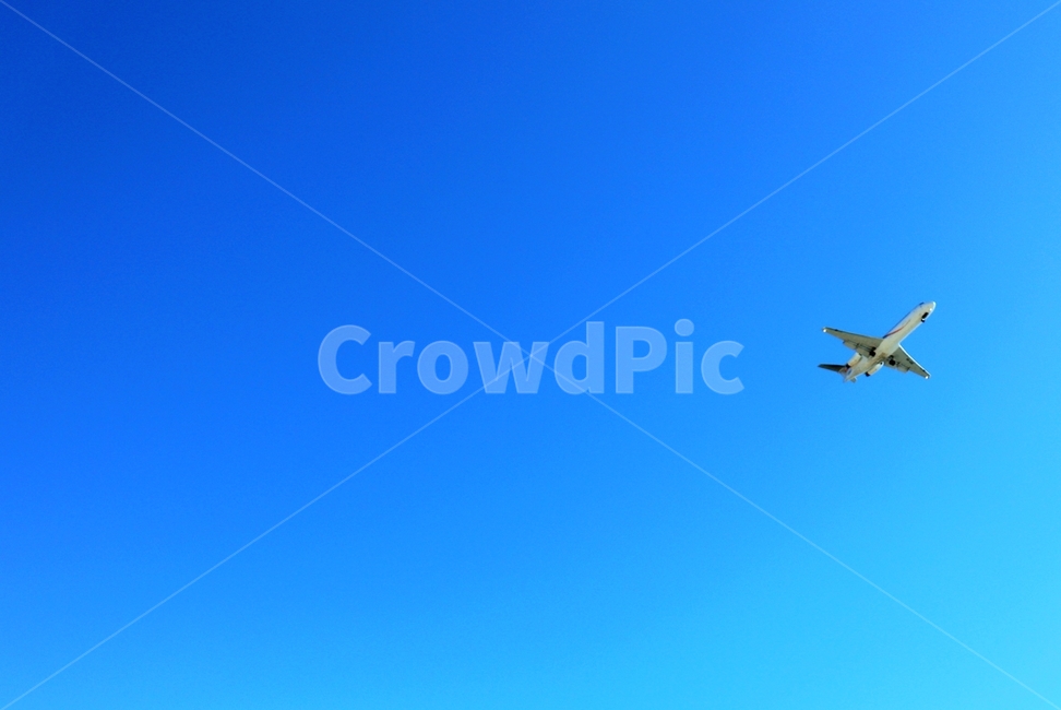 airplane,aircraft,sky,summer,clearsky,비행기,하늘,여름,배경,항공,항공사