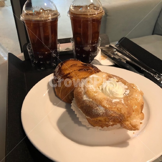 bread,빵,food,음식,커피,커피빵,카페,카페디저트,디저트,아이스아메리카노