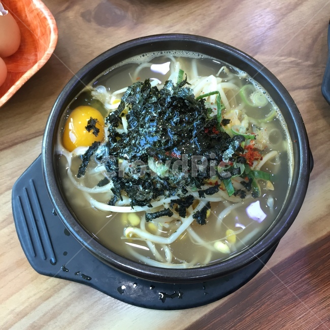 콩나물국밥,해장,술,음식,국물,음식,식재료,요리,food,cook,meal,dishes,food reserves,한식,한국음식,한국요리,korean food,korean dishes,korean meal,korean cook