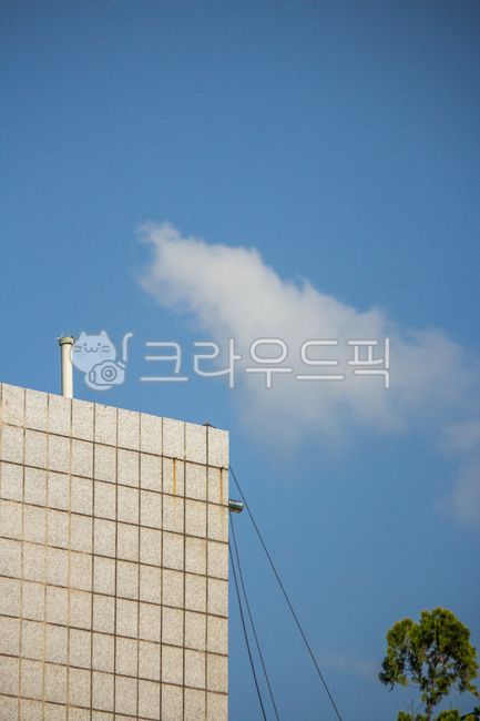 wallpapers,wallpapers,buildings,sky,clouds,city