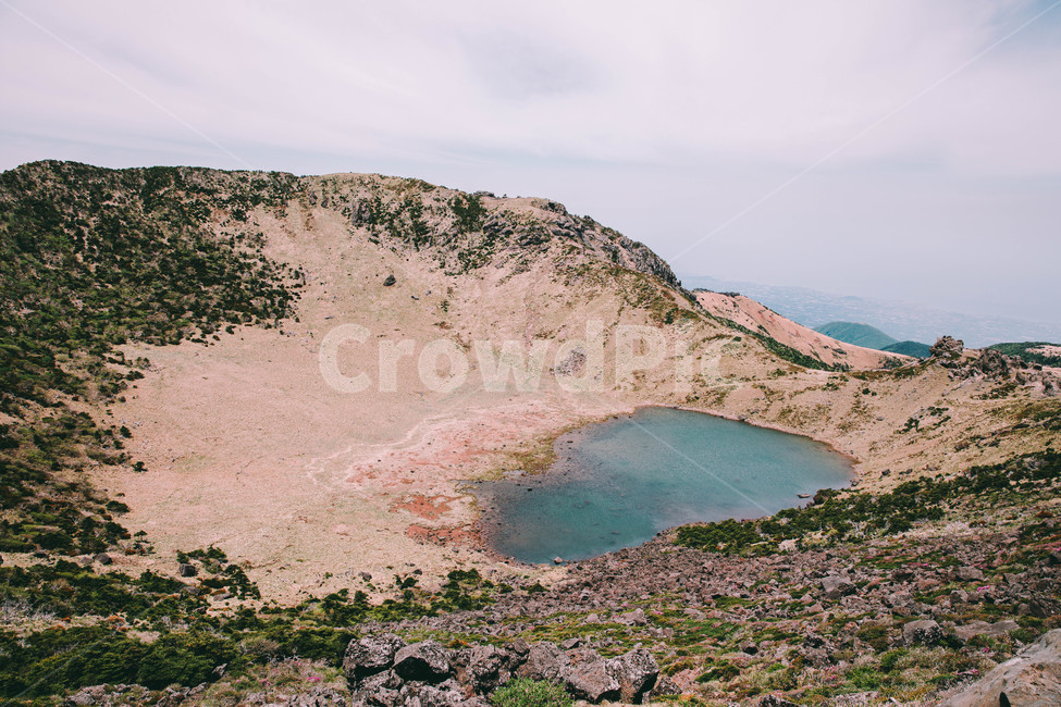 제주도,바다,자연,섬,하늘,시원하다,산,성산일출봉,한라산,제주,여름,가을,시원한,해양,여행,풍경,바닷가,해변,조화,배경,홈페이지,바람,자연경관,돌,고대지,풀,구름,들판,산길,백록담,산정상,산꼭대기,등산,트래킹,트레킹워킹,돌담길,둘레길,걷다,반짝반짝,눈부신,부서지는,날씨,nature,landscape,jeju,jejuisland,자연,풍경,nature,landscape,한국자연풍경,한국자연경관,korea nature landscape,outdoors,옥외,mountain,slope,경사