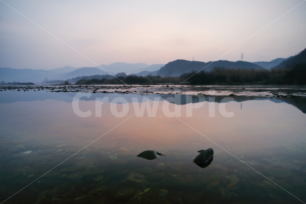 가을,소양강,물안개,새벽,강,여명,돌,물,자연,풍경,nature,landscape,outdoors,옥외,water