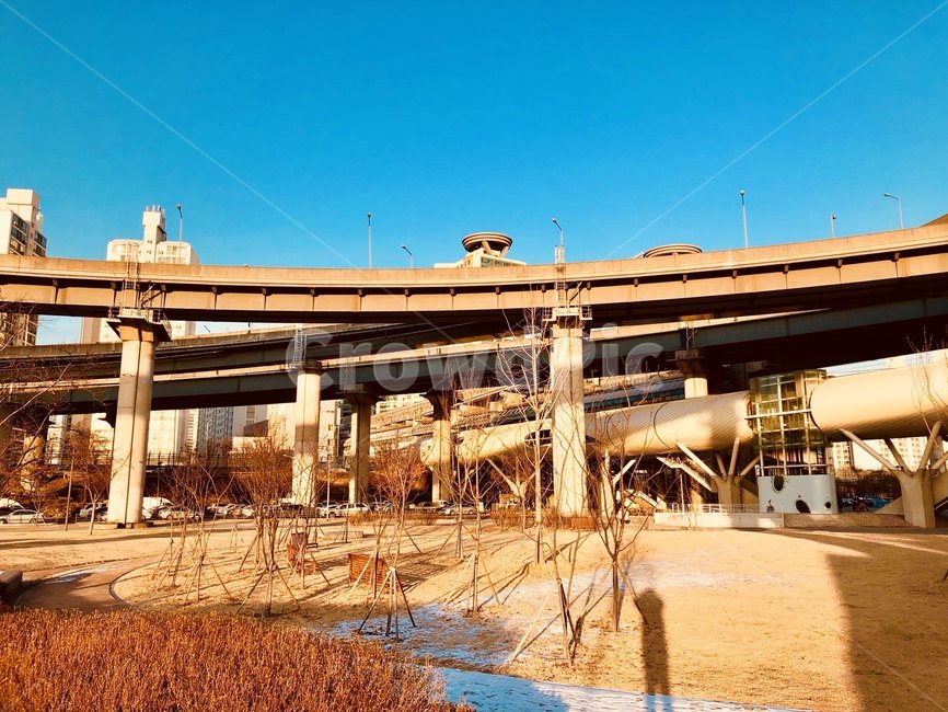 뚝섬한강공원,뚝섬,한강공원,한강,공원,겨울,해질녘,건축물,건물외관,exterior,building,structure,architecture,construction