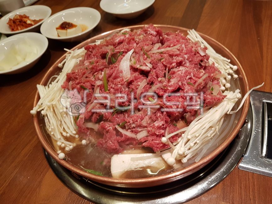 Bulgogi,Beef Bulgogi,meat,food,bulgogi
