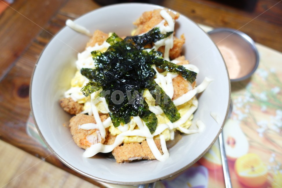 food,음식,치킨,치킨마요,마요네즈,덮밥