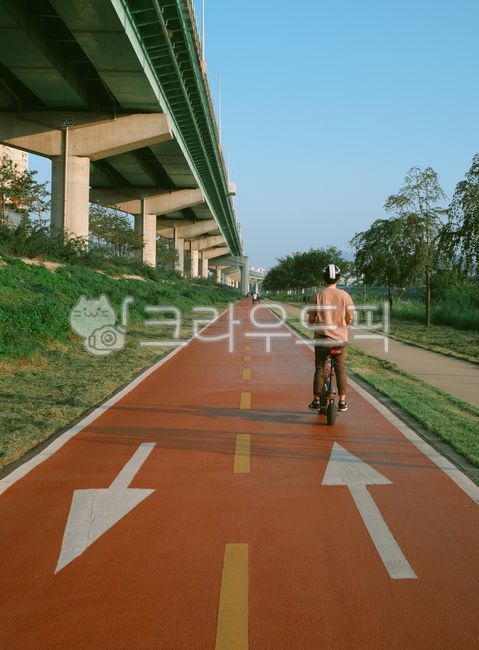 전동킥보드,자전거도로,교통,길,사람,킥보드,이동수단