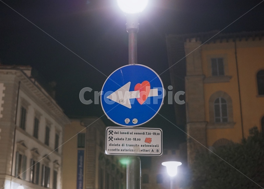 사랑,이탈리아,피렌체,표지판,love,italy,firenze,florence,하트,가로등,독특한,작품