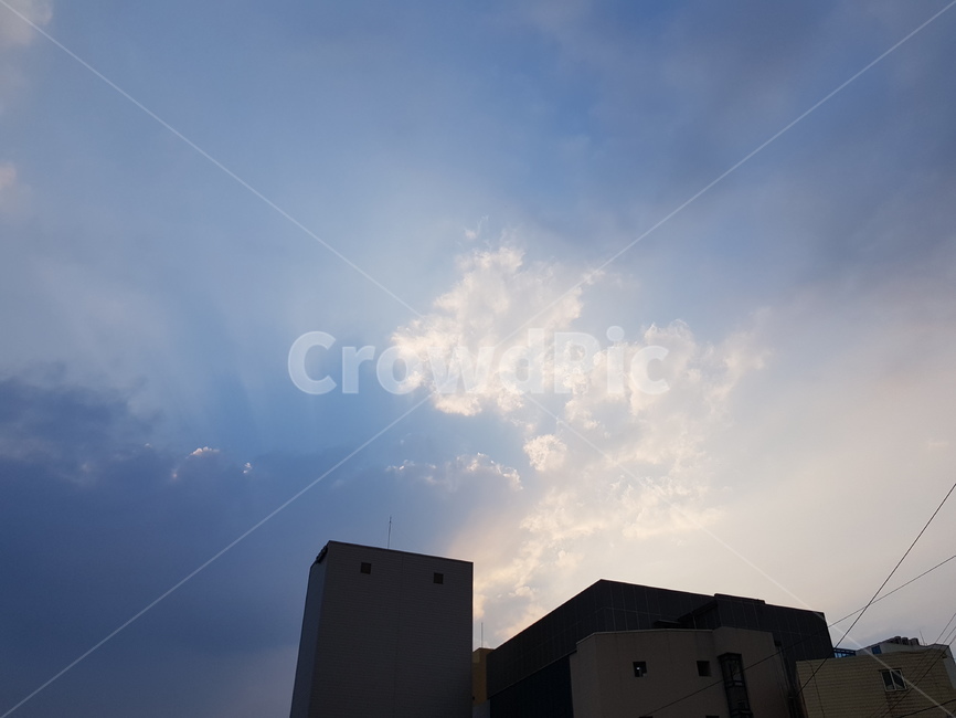 구름,cloud,태양,sun,빛,하늘,건축물,건물외관,exterior,building,structure,architecture,construction