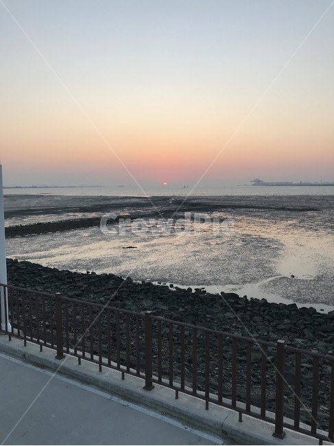 바닷가,해안가,노을,석양,배경,자연,풍경,nature,landscape,railing,난간,handrail,banister