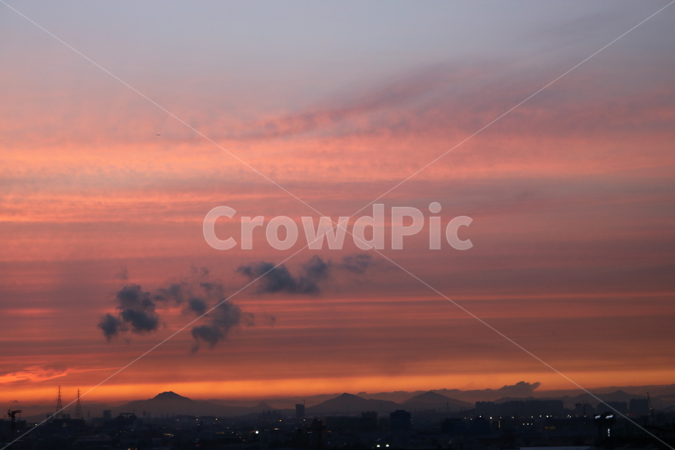 하늘,구름,노을,sky,sunset,자연,풍경,nature,landscape,outdoors,옥외,dawn,새벽,일몰,red sky,붉은 하늘,dusk,황혼