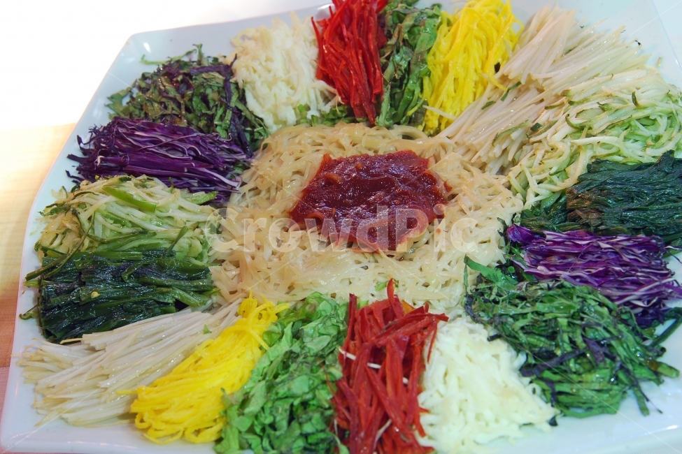 국수,비빔국수,면,면류,면음식,음식,요리,한식,야채,양념,한국,전통,한국음식,전통음식,음식,식재료,요리,food,cook,meal,dishes,food reserves,면류,면요리,noodles,채소,야채,vegetables,한식,한국음식,한국요리,korean food,korean dishes,korean meal,korean cook