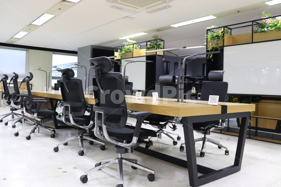 사무실,사무실인테리어,오피스가구,가구,desk,chair,furniture,office,스마트오피스,smartoffice,비즈니스,사업,business,service,work,인테리어,실내디자인,interior design