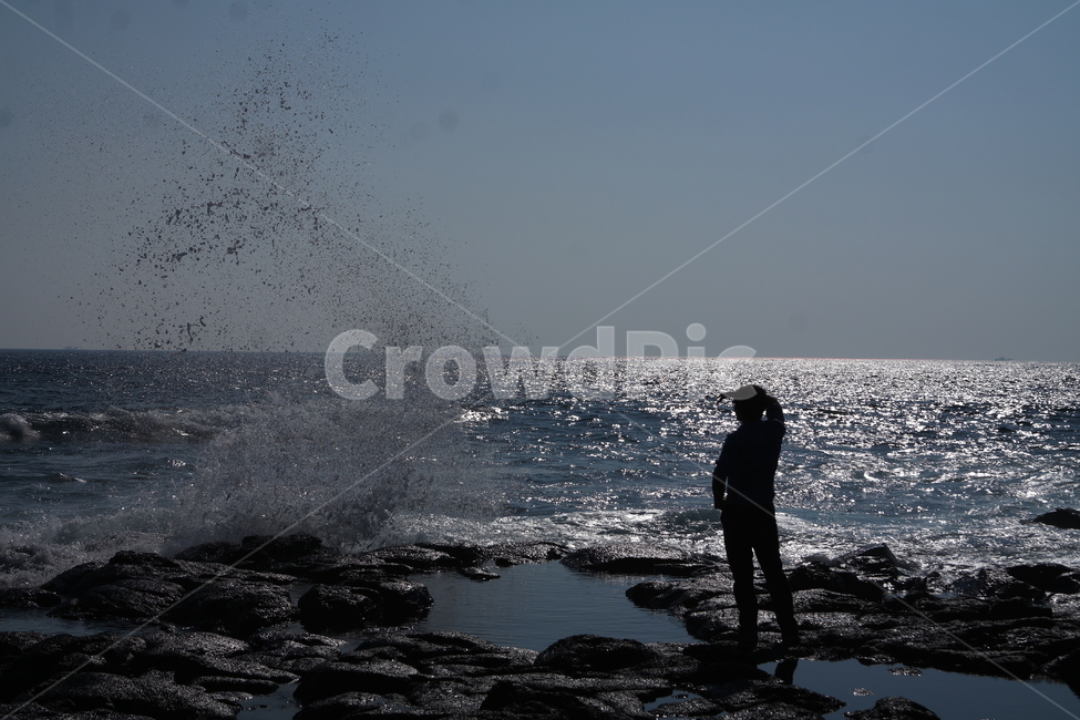 water,물,ocean,대양,nature,자연,human,바다,sea,person,사람,인간,outdoors