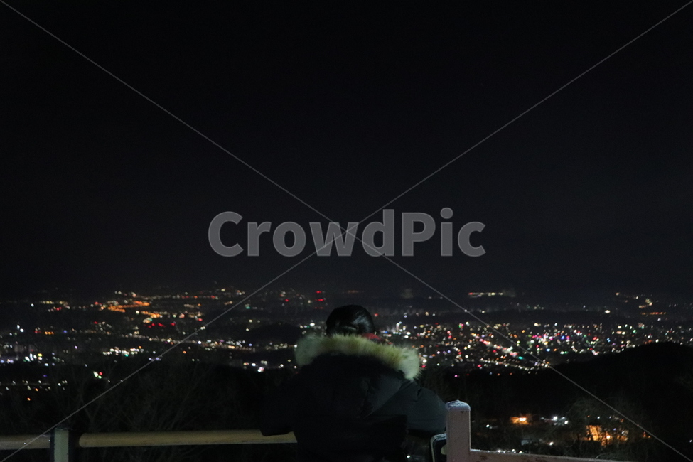 야겅,뒷모습,밤,충청도,어둠,빛,불빛