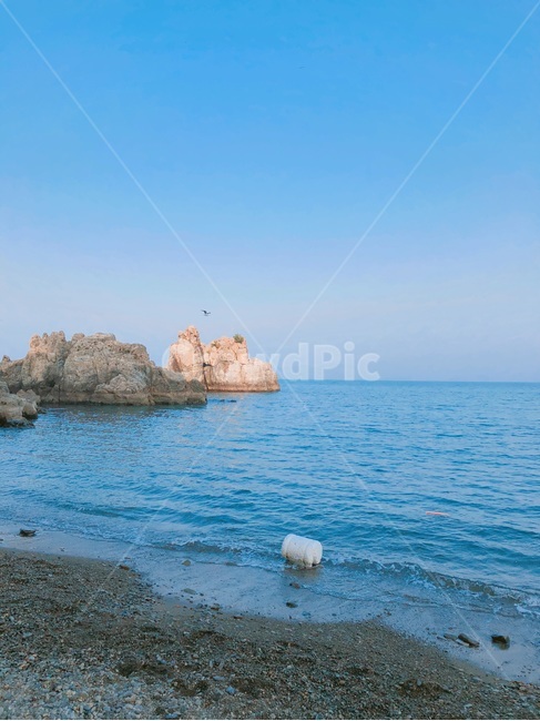 바다,섬,청량,새,하늘,해변,자갈,모래,암석,물가,자연,풍경,nature,landscape,promontory,곶,shoreline,해안선,water,물,outdoors,옥외,sea,ocean,대양,land,땅