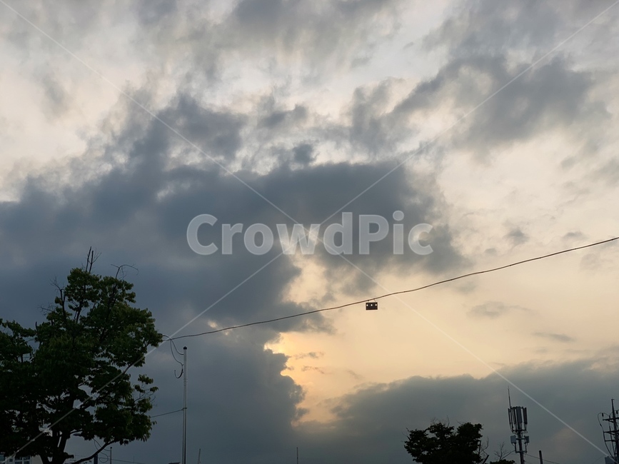 배경,감성,하늘,햇살,구름,빛,전깃줄,날씨,weather,자연,nature,cloud,sky,자연,풍경,nature,landscape,cumulus,적운,outdoors,옥외