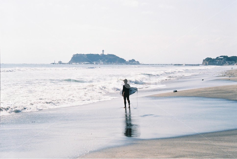 일본,가마쿠라,카마쿠라,바다,파도,서핑,서퍼,필름,human,인간,person,사람,water,물,outdoors,옥외