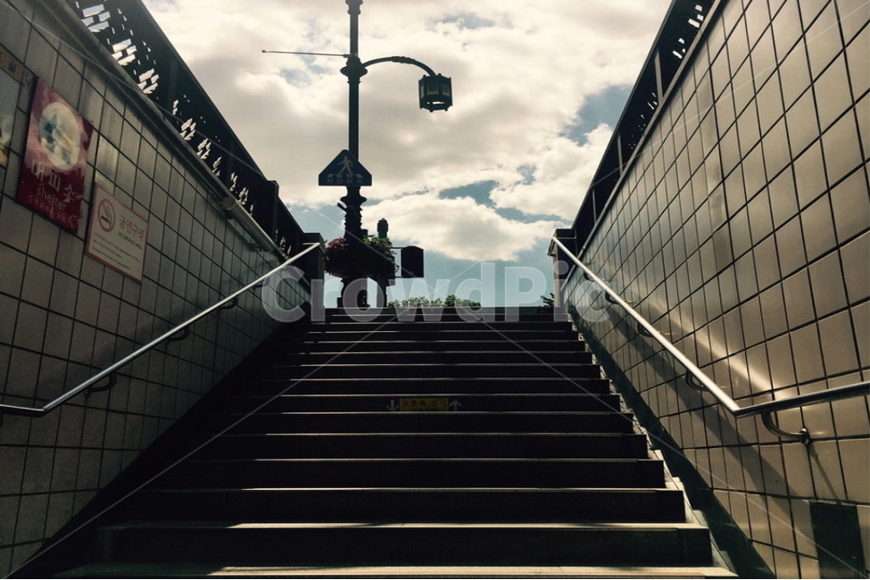 지하철역,지하철,구름,난간,handrail,subway,cloud