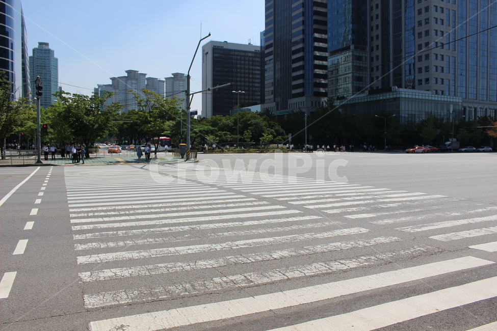 도로,길,횡단보도,풍경,길거리,도시,풍경,city,landscape,한국도시풍경,한국도시경관,korea cityscape,road,asphalt,아스팔트