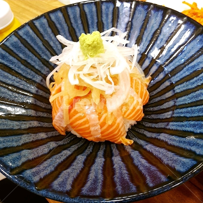 음식,일식,연어덮밥,식사,점심식사,음식,식재료,요리,food,cook,meal,dishes,food reserves