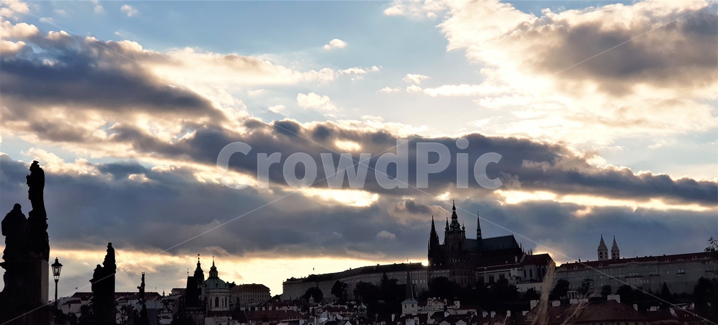 헝가리,부다페스트,배경,자연,구름,하늘,풍경,부다성,유럽,hungary,budapest,background,nature,cloud,sky,landscape,budaepalace,europe,scenery,도시,풍경,city,landscape,해외,외국,세계,foreign,oversea,world,세계도시풍경,해외도시풍경,외국도시풍경,world cityscape,steeple,뾰족한 탑,architecture,건축물,tower,탑,spire,첨탑,building,건물,downtown,도심,시티,urban,어반,town