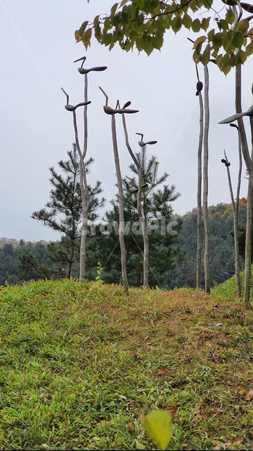 솟대,건축물,상징,나무,tree,symbol,architecture,emblem,자연,풍경,nature,landscape