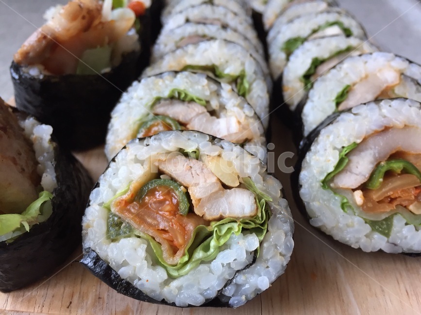 김밥,삼겹김밥,쌈장,도시락,한식,나들이,음식,식재료,요리,food,cook,meal,dishes,food reserves,한식,한국음식,한국요리,korean food,korean dishes,korean meal,korean cook