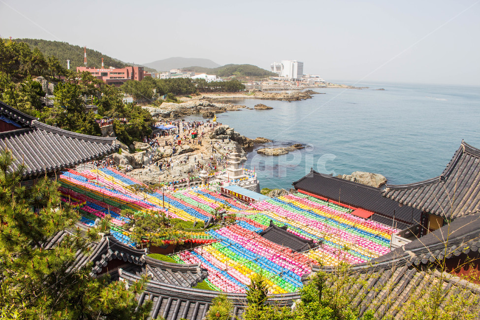 부산,해동용궁사,절,바다,풍경,사람들,대중,군중,other people,crowd,종교,신앙,religion,belief,faith,축제,행사,festival,carnival,event