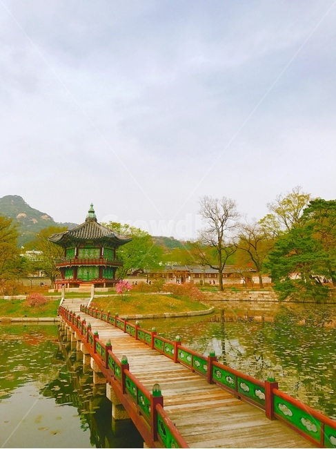 한국,한국전통,경복궁,감성,한국풍경,korea,koreantraditional,koreanculture’,랜드마크,landmark,tourist attraction,한국랜드마크,한국관광지,한국명소,korea landmark,korea tourist attraction
