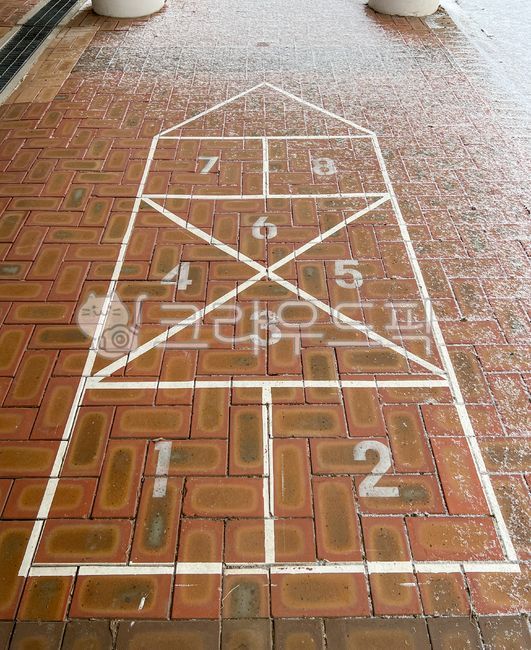 땅따먹기,사방치기,놀이,바닥,floor