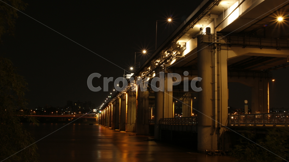 잠수대교,새빛섬,야경,다리,다리야경,light,yellow,빛,불빛,노랑,black,어두움,darkness,bridge,야경,밤,풍경,nightscape,night,landscape,건축물,건물외관,exterior,building,structure,architecture,construction
