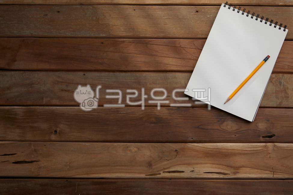 note,beam,study,idea,memo,office,sun,at home,Modern,trim,copy space,pen,work from home,table,top view,business,home office,Notebook,work,texture,tree,pencil,diary,sunlight,desk,window light