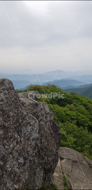 산,돌,나무,정상,구름