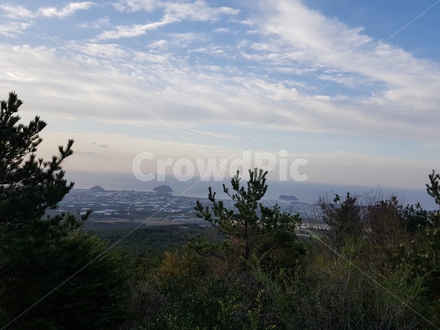 제주도,서귀포,오름,정상,구름,하늘,날씨맑음