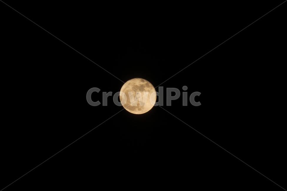 달,슈퍼문,감성,감성사진,밤,moon,보름달,자연,풍경,nature,landscape,야경,밤,nightscape,night,outdoors,옥외,universe,우주,astronomy,천문학,outer space,대기권 밖,space