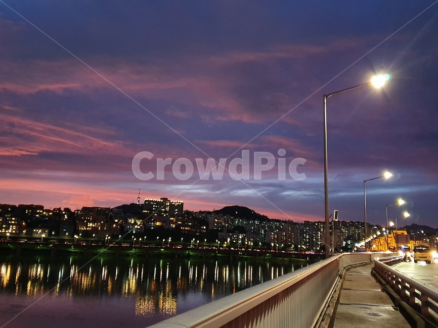 sky,하늘,한강,밤하늘,야경,다리,동호대교,비온뒤,야경,밤,풍경,nightscape,night,landscape,도시,city,railing,난간