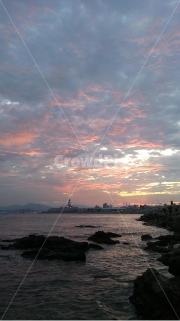 sky,rock,cloud,seascape,ocean,evening glow,sunset,sight,nightfall,sun