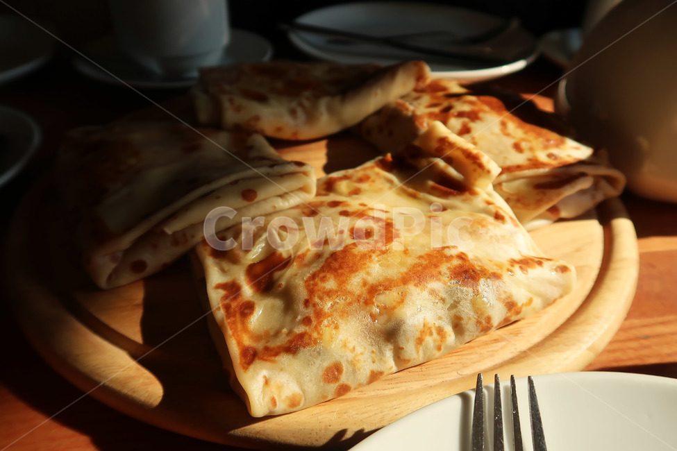 카페,cafe,블린,팬케이크,dessert,디저트,그림자,대비,pancake,blin,블리니,음식,요리,food,meal,러시아,russia,러시아요리,russianfood,유럽,europe