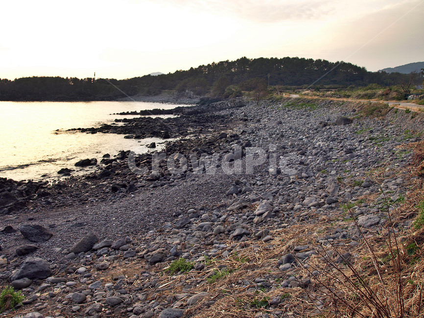 대평리,올레8코스,올레길,일몰,제주,서귀포시,바다,자연,풍경,nature,landscape,ground,바닥,dirt road,흙길,gravel,자갈,road,도로