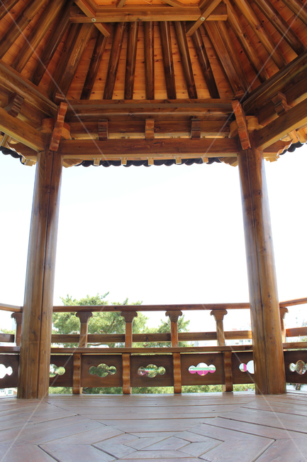 한국,전통,정자,휴식,천정,천장,나무기둥,우드,갈색,브라운,난간,나뭇결,텍스춰,건축,대한민국,바닥,나무바닥,공원,자연,패턴,마루,마루바닥,한국전통,한국문화,korean traditional,korean culture,건축물,건물외관,exterior,building,structure,architecture,construction