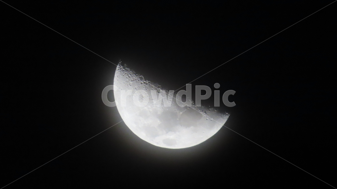 달,반달,halfmoon,moon,하늘,밤,자연,풍경,nature,landscape,night,space,우주,outdoors,옥외,astronomy,천문학,universe,outer space,대기권 밖