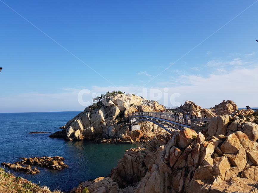 대왕암,울산대왕암,바다,하늘,푸른하늘,파란하늘