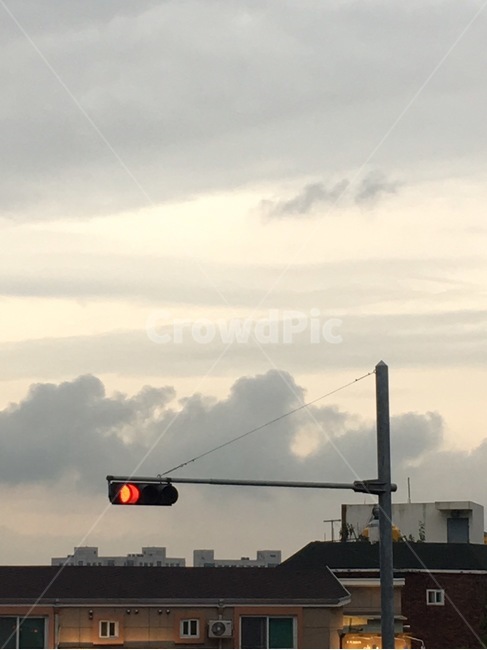 구름,신호등,하늘,감성,색감,교통,교통수단,traffic,transportation,자연,풍경,nature,landscape,교통,교통수단,traffic,transportation
