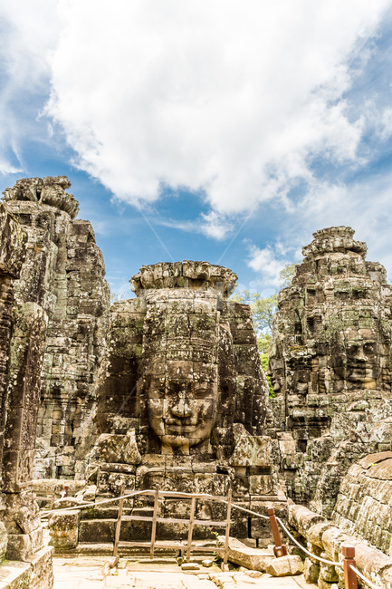 구름,캄보디아,세계문화유산,유네스코,인물상,자연,앙코르와트,조각상,문화유적,문화유산,조각,사원,감성,관광지,랜드마크,건축물,고건축,랜드마크,landmark,tourist attraction,해외,외국,세계,foreign,oversea,world,세계랜드마크,해외랜드마크,외국랜드마크,world landmark,world tourist attraction