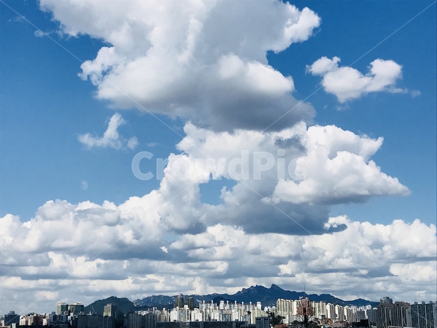 하늘,sky,구름,cloud,푸름,blue,도시,풍경,city,landscape,nature,자연,weather,날씨,outdoors,옥외,cumulus,적운