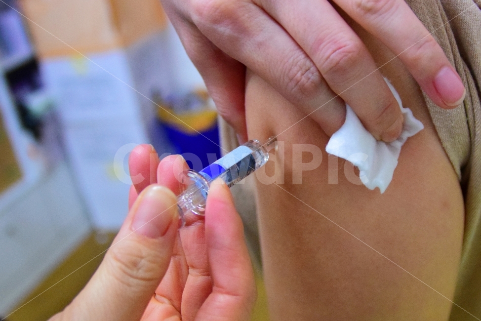 Vaccine,독감,예방,독감예방,감기,환절기,일교차,3가백신,4가백신,백신,병원,의원,대학병원,간호사,의사,국민건강보험공단,건강보험,급여,비급여,진료,진찰,사람,인물,인간,human,person,의료,의학,병원,medical,hospital,clinic