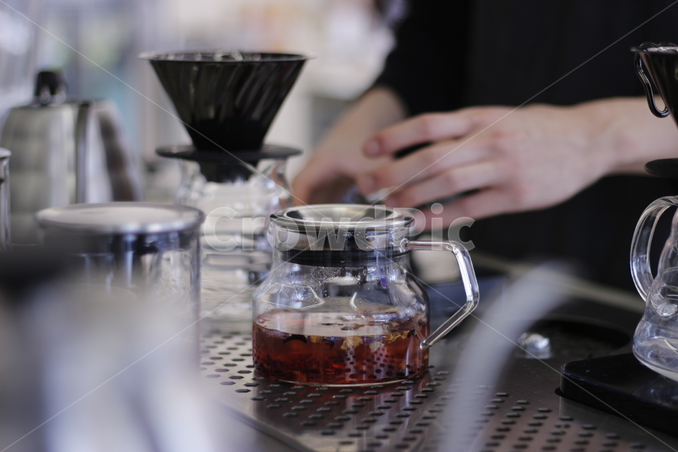 홍차,주전자,카페,디저트,맛집,바리스타,티소믈리에,사람,손,주방,바,커피,카페,coffee,cafe